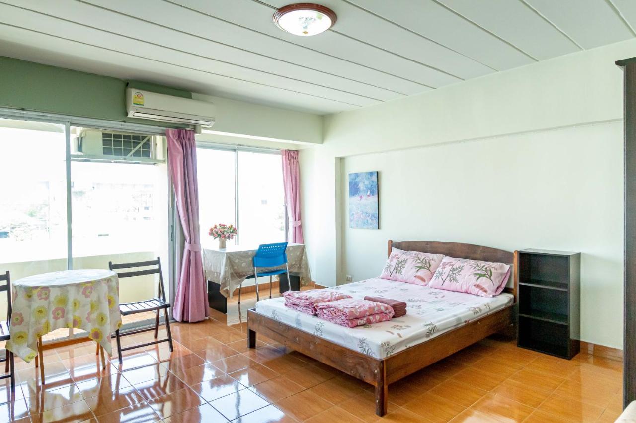 Benjaratch Boutique Apartment Bangkok Exterior photo